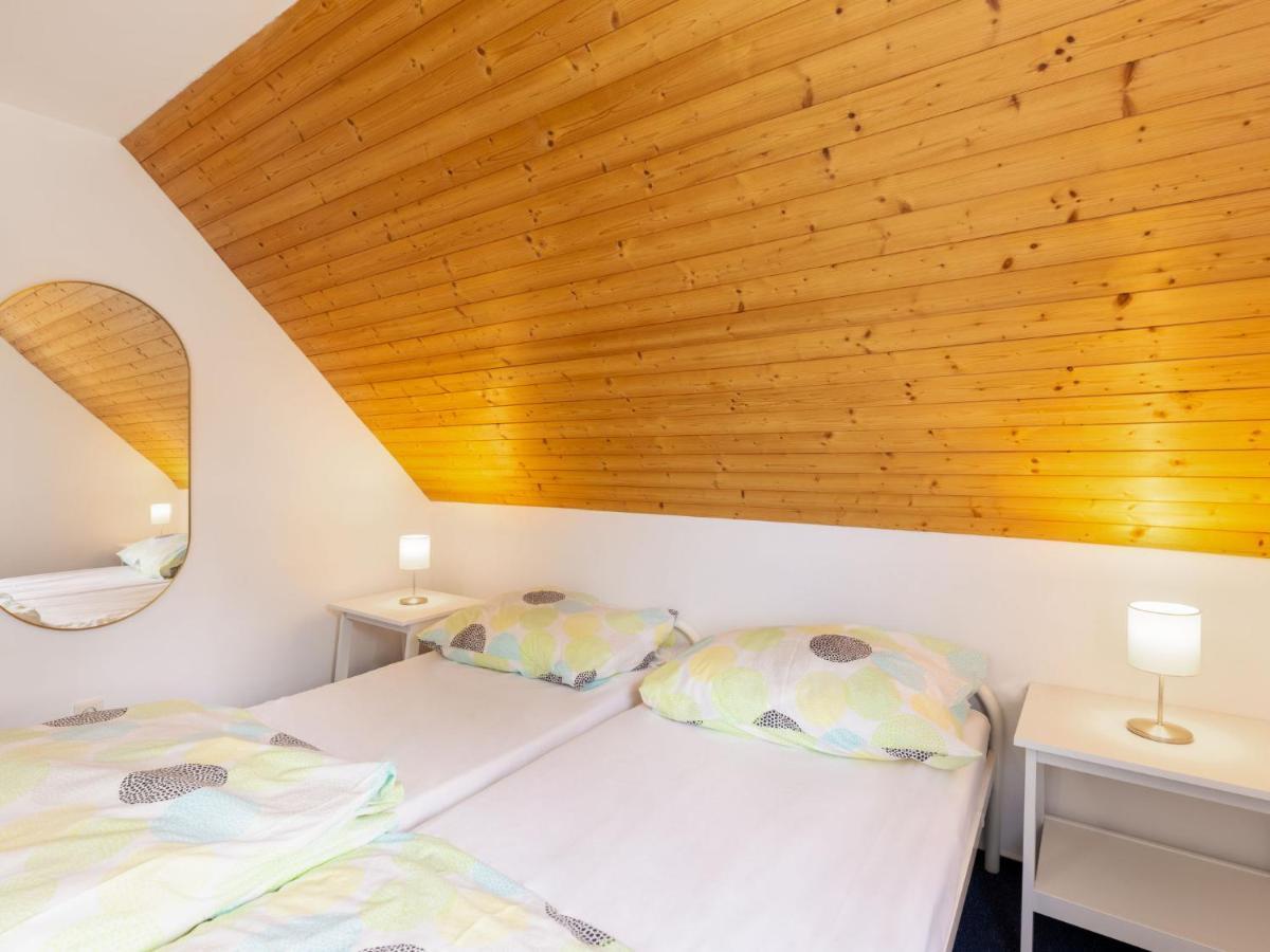 Holiday Home Holiday Hill 60 By Interhome Cista  Bagian luar foto